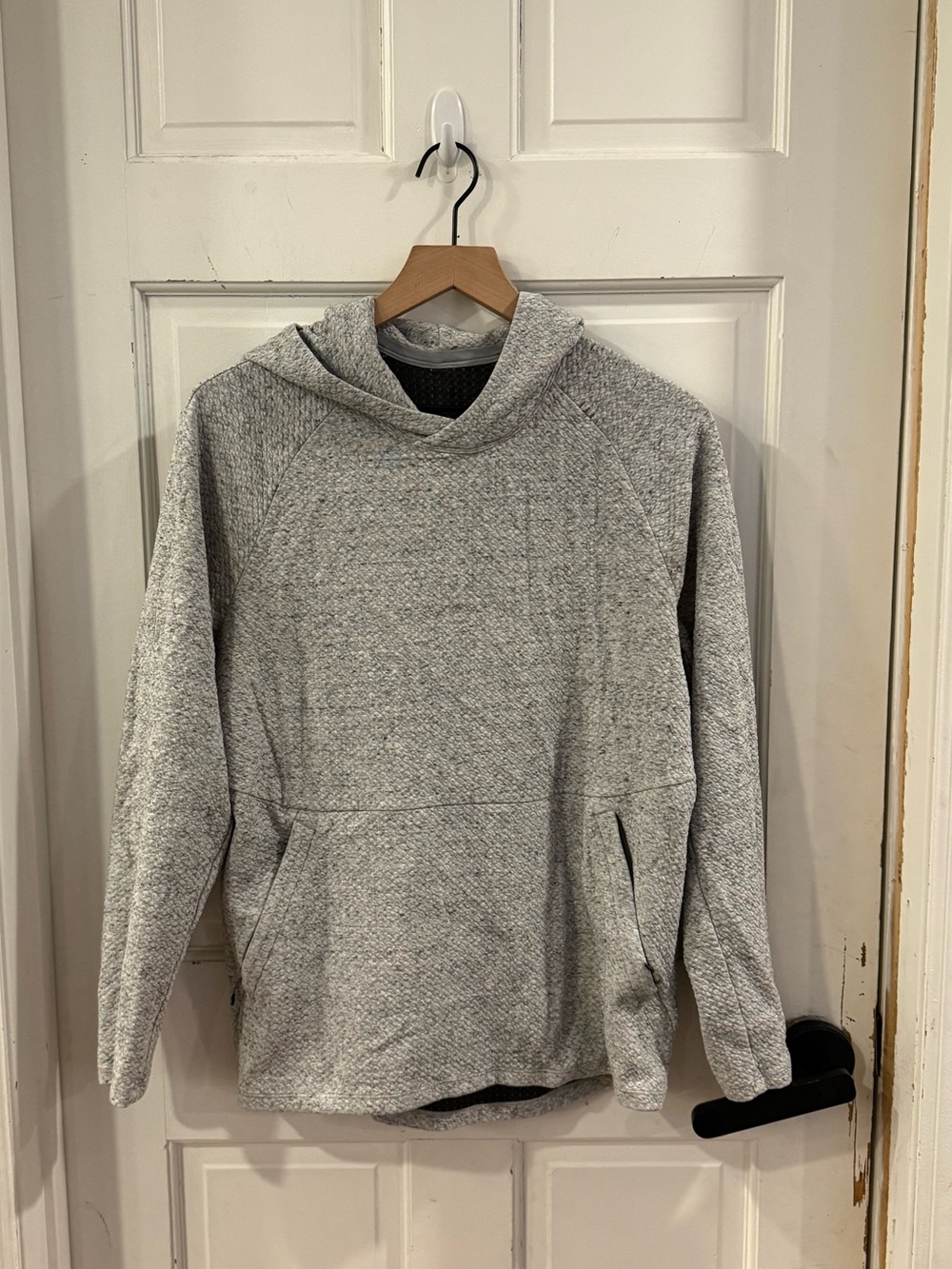 Men’s Lululemon At Ease Hoodie